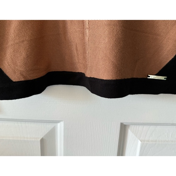 Magaschoni Color Block Round Neck Sweater, XS, Black, Terra Cotta, Peach, NWOT - Picture 5 of 7